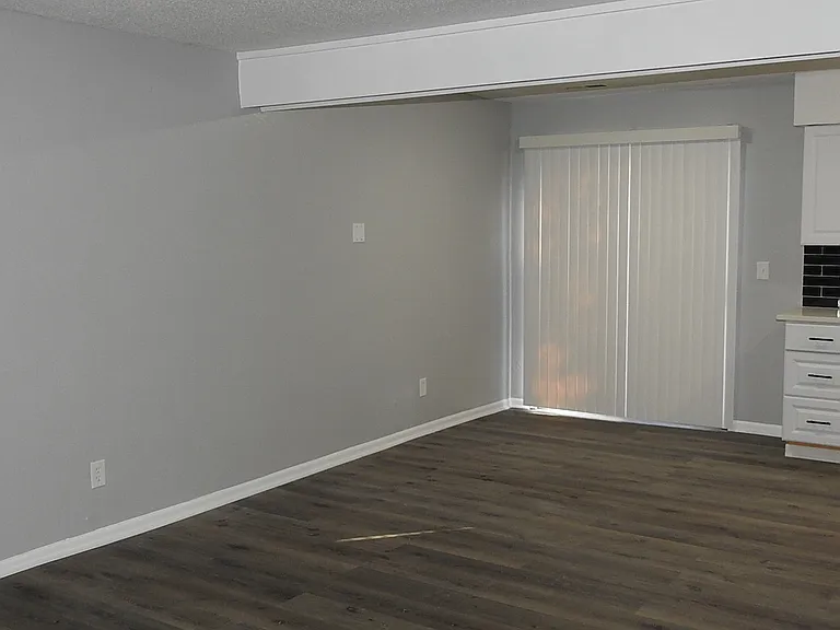 2608 NW 6th St #2608 — Photo 27