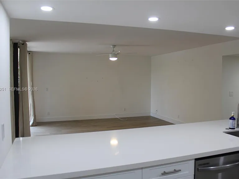 955 Egret Cir #310 — Photo 16