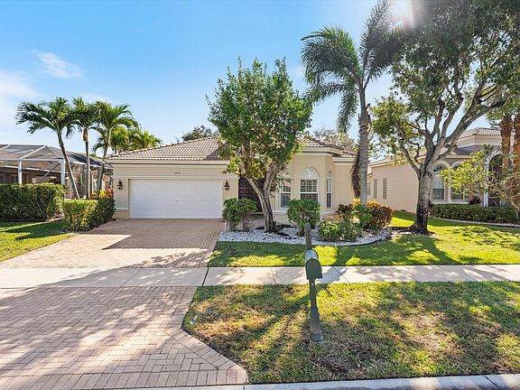 3rd image of 6838 Southport Drive