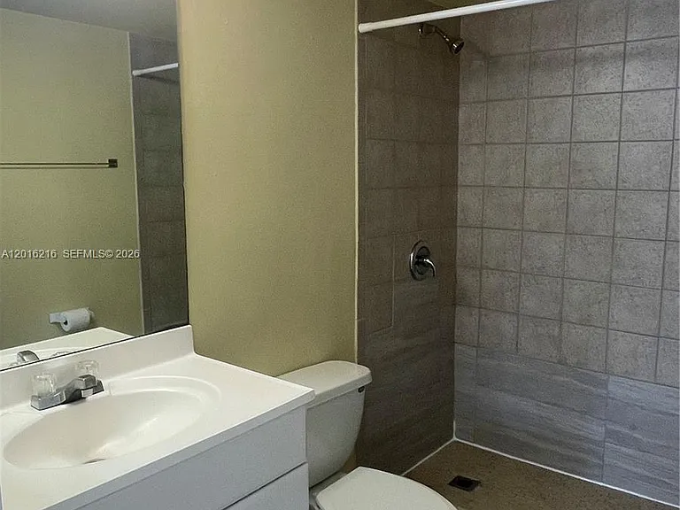 6255 Kendale Lakes Cir #116 — Photo 16