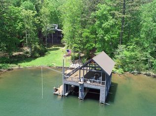 377 Deer Hill Rd, Clayton, GA 30525