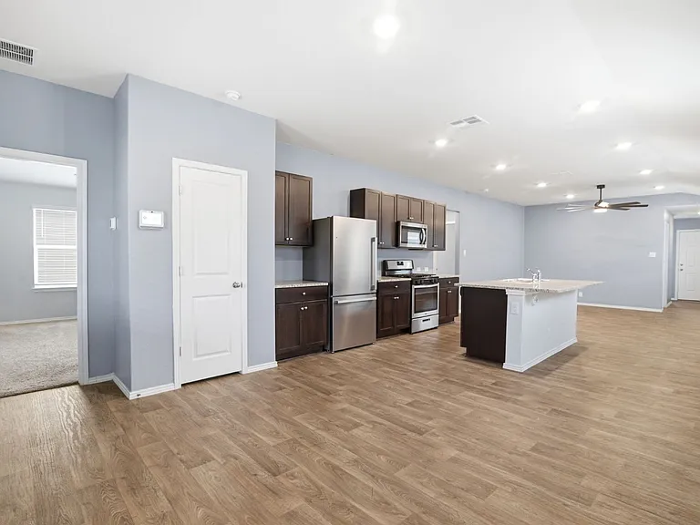 4323 Lake Ritter St — Photo 18