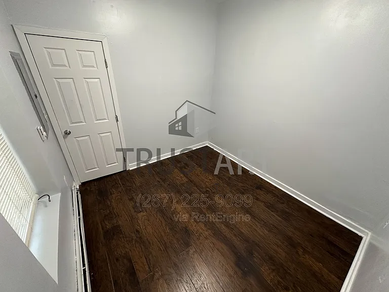 1257 N 23rd St #1 — Photo 5