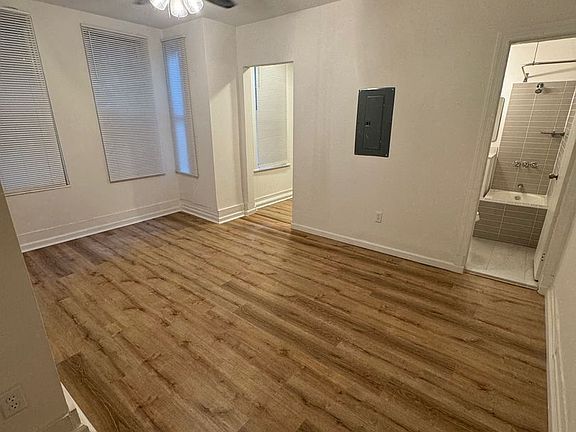 2nd image of 3805 Baring St #1R