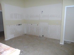 5th image of 377 NW Bayshore Blvd