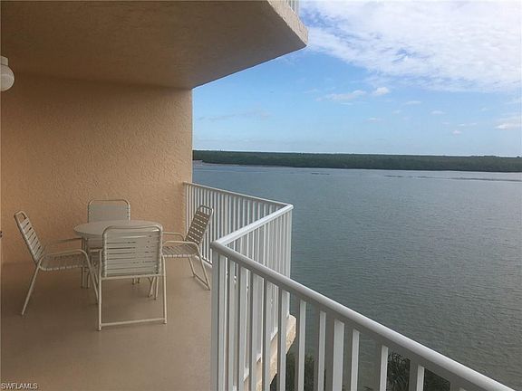 3rd image of 8771 Estero Blvd #402