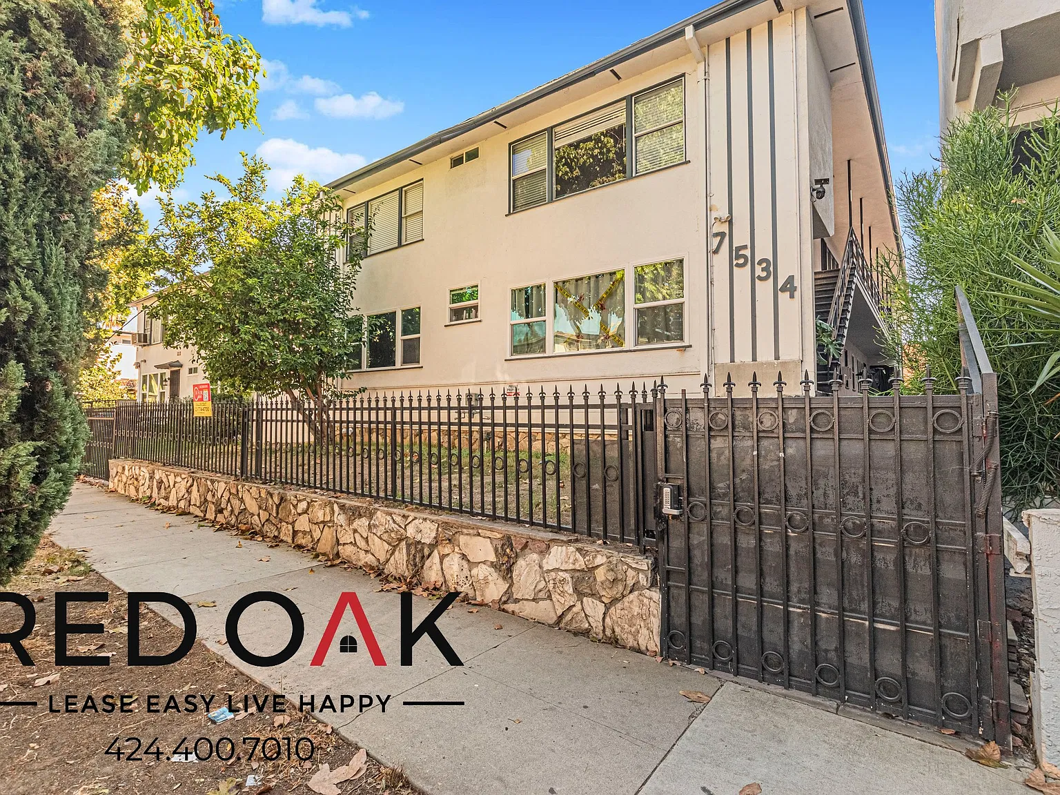 ~6 Weeks Free~ Spacious 1-Bed With Walk-In Closet, Air Conditioning, In-Unit Laundry And Parking ... — Photo 4