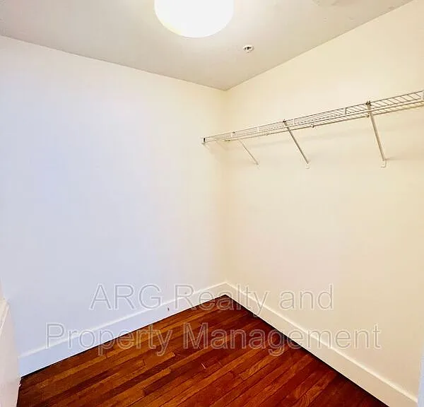 373 Moreland Ave NE #307 — Photo 8
