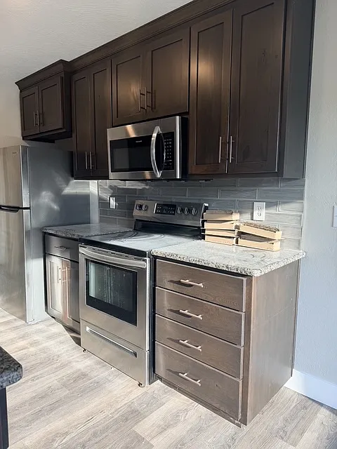 3 bed, 2.0 bath, 1362 sqft, $1,795 — Photo 4