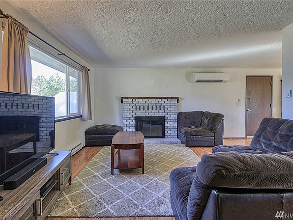 5th image of 8339 Daycrest Dr SE