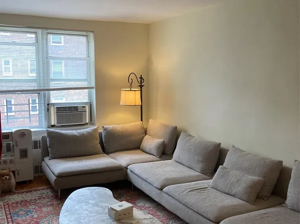 105-24 67 Ave #4A, Forest Hills, NY 11375