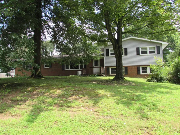 3131 Earl Dr, Spring Arbor, MI 49283