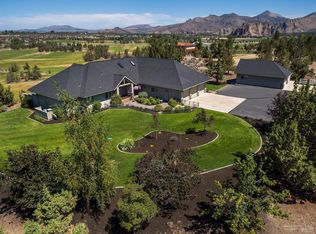 7011 NE Juniper Ridge Rd, Redmond, OR 97756