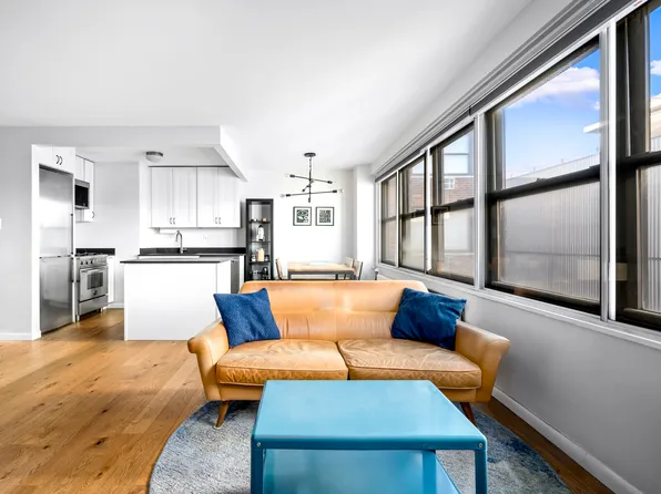 330 Third Avenue image 1 of 5