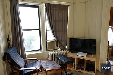 Rented by Bond New York