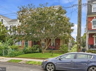 216 Rochelle Ave, Philadelphia, PA 19128