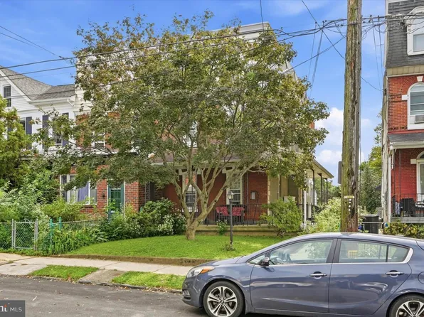 216 Rochelle Ave, Philadelphia, PA 19128