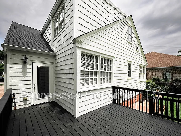 771 Palmetto St — Photo 9