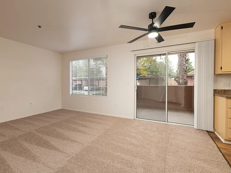 Carefree North Natomas Senior Apartments — Photo 18