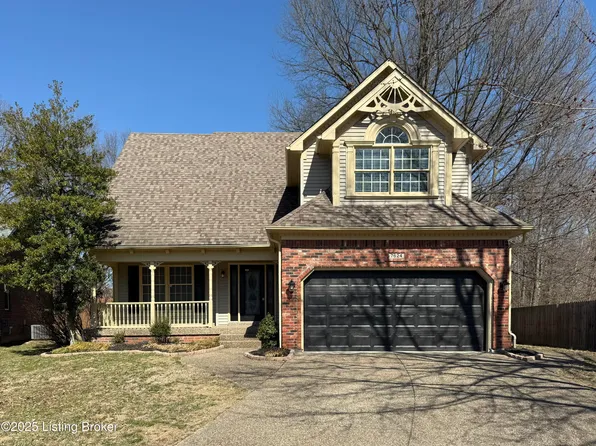 7624 Auburn Oaks Ct, Louisville, KY 40214