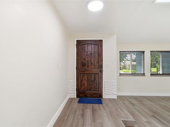 3rd image of 758 N GRETNA COURT