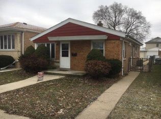 5817 S Neenah Ave, Chicago, IL 60638