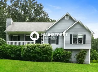 54 Betty Ln, Douglasville, GA