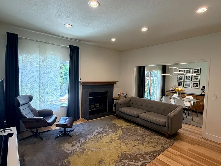 4135 Stanley Blvd — Photo 2