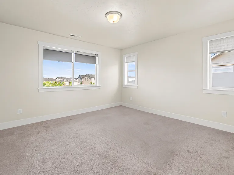 4923 N Glenrock Ave — Photo 18