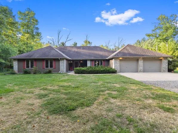 7995 Trappers Turn, Onamia, MN 56359