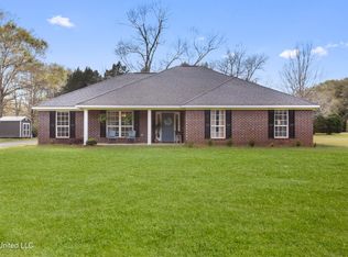10417 Old Fort Bayou Rd, Vancleave, MS 39565