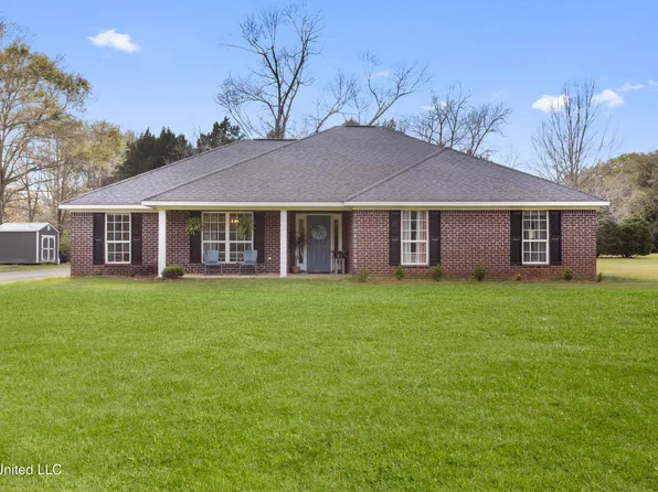 10417 Old Fort Bayou Rd, Vancleave, MS 39565