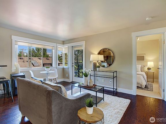 3rd image of 120 NW 39th Street #406