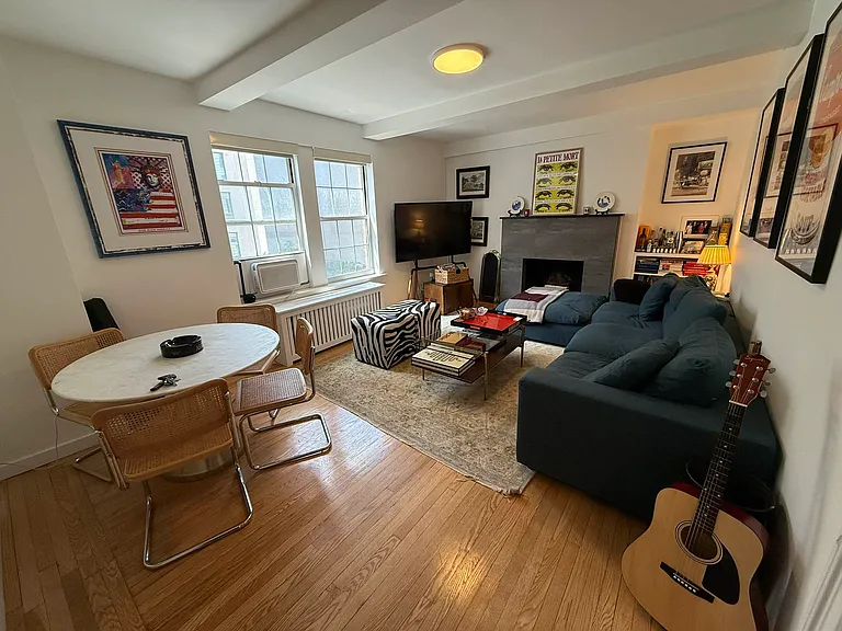 31 E 12th St #5A — Photo 1