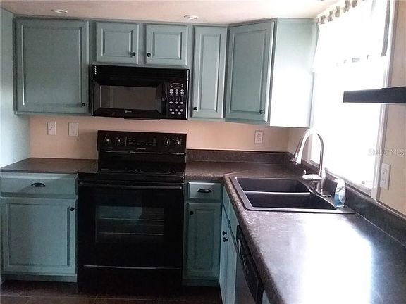 3rd image of 4310 Woodfield Ave
