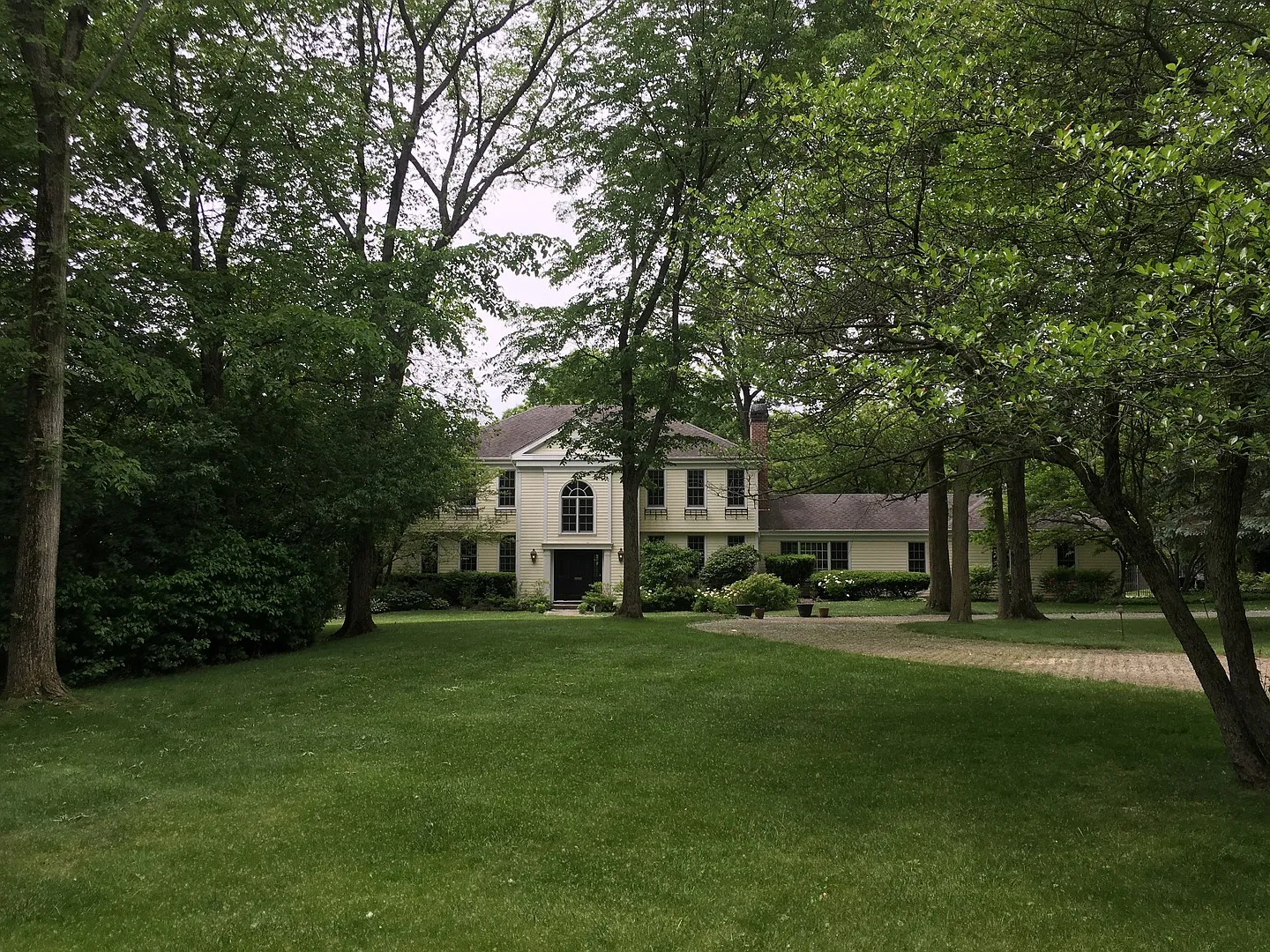 300 N Western Ave photo 1