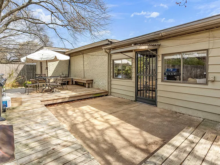 1383 S White Station Rd — Photo 27