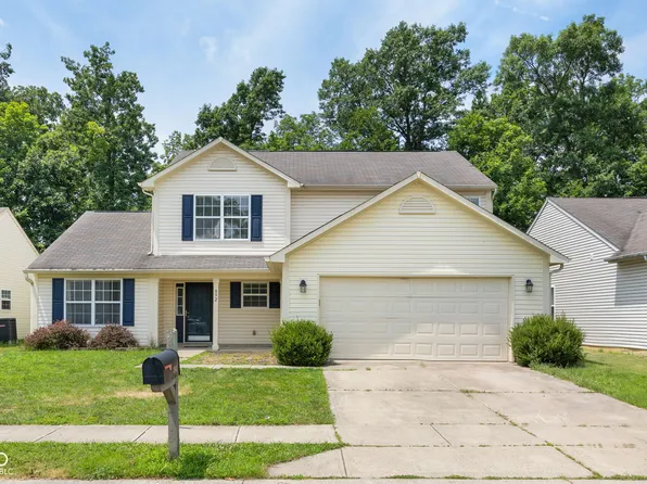 892 Flying Sun Dr, Avon, IN 46123