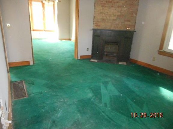 3rd image of 4704 N Edgewood Ave