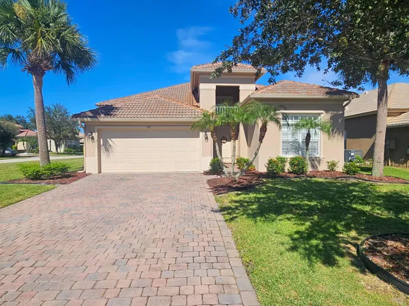 377 NW Stratford Lane, Port St Lucie, FL 34983