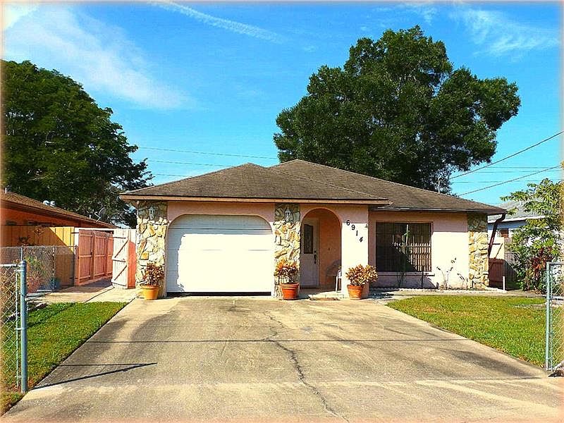 1st image of 6914 N Coolidge Ave