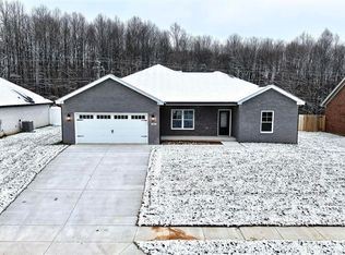 902 Silktree Cir, Elizabethtown, KY 42701