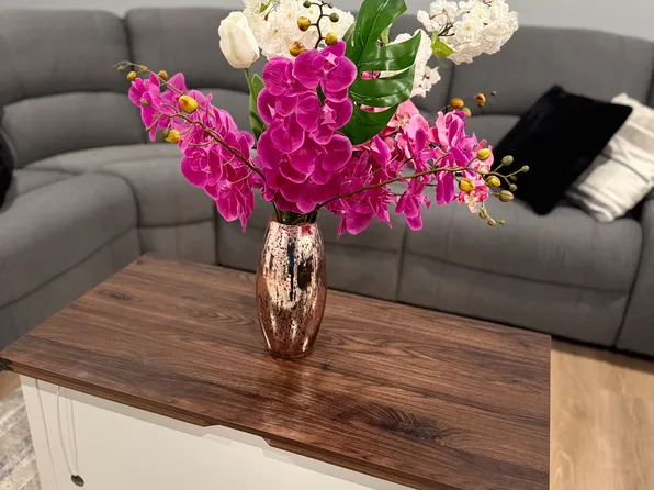 (undisclosed Address), North Yarmouth, ME 04097