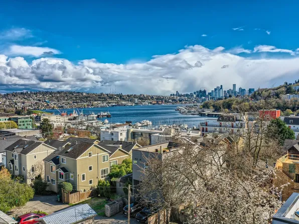 923 N 36th Street, Seattle, WA 98103