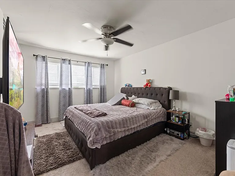 20324 Forest Ave #10 — Photo 6