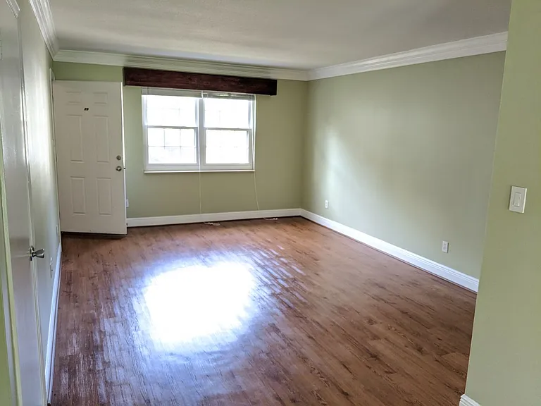 1951 N Meridian Rd #29 — Photo 8