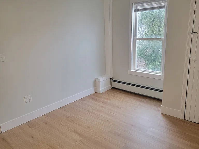 182 Lincoln St #2 — Photo 7