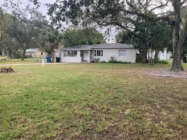 2340 Caesar Way S, Saint Petersburg, FL 33712