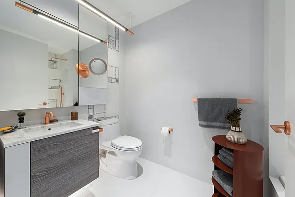 Sold by Extell Marketing Group | media 27