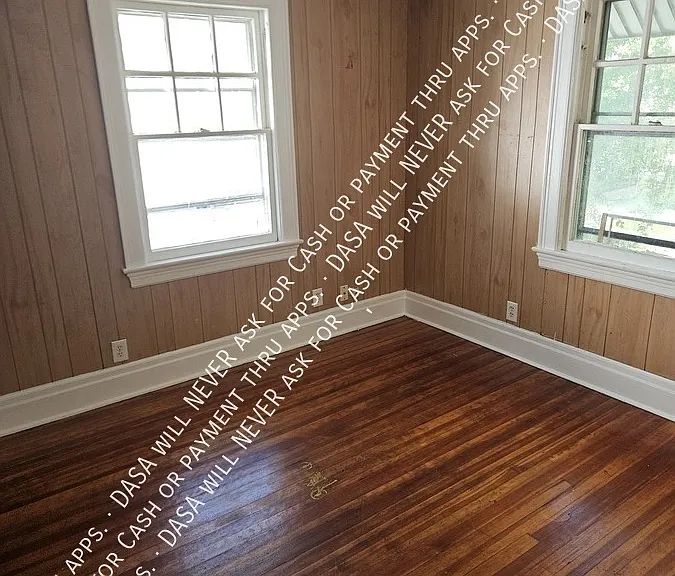 376 Magee Ave — Photo 9